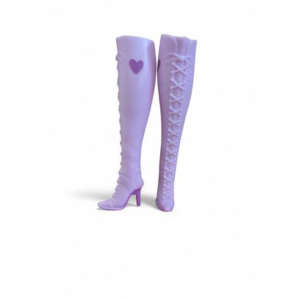 Pre-owned Barbie And The 3 Musketeers Doll Corinne Purple Tall High Heel Boots - Picture 1 of 3